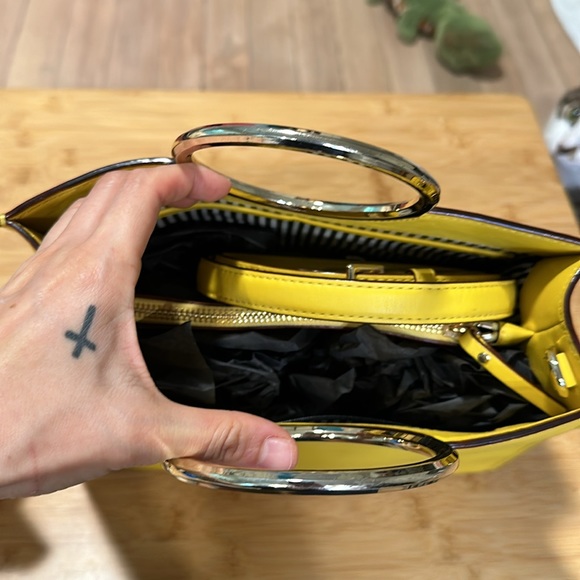 KATE SPADE ROCK ROLL SATCHEL YELLOW - Picture 4 of 4